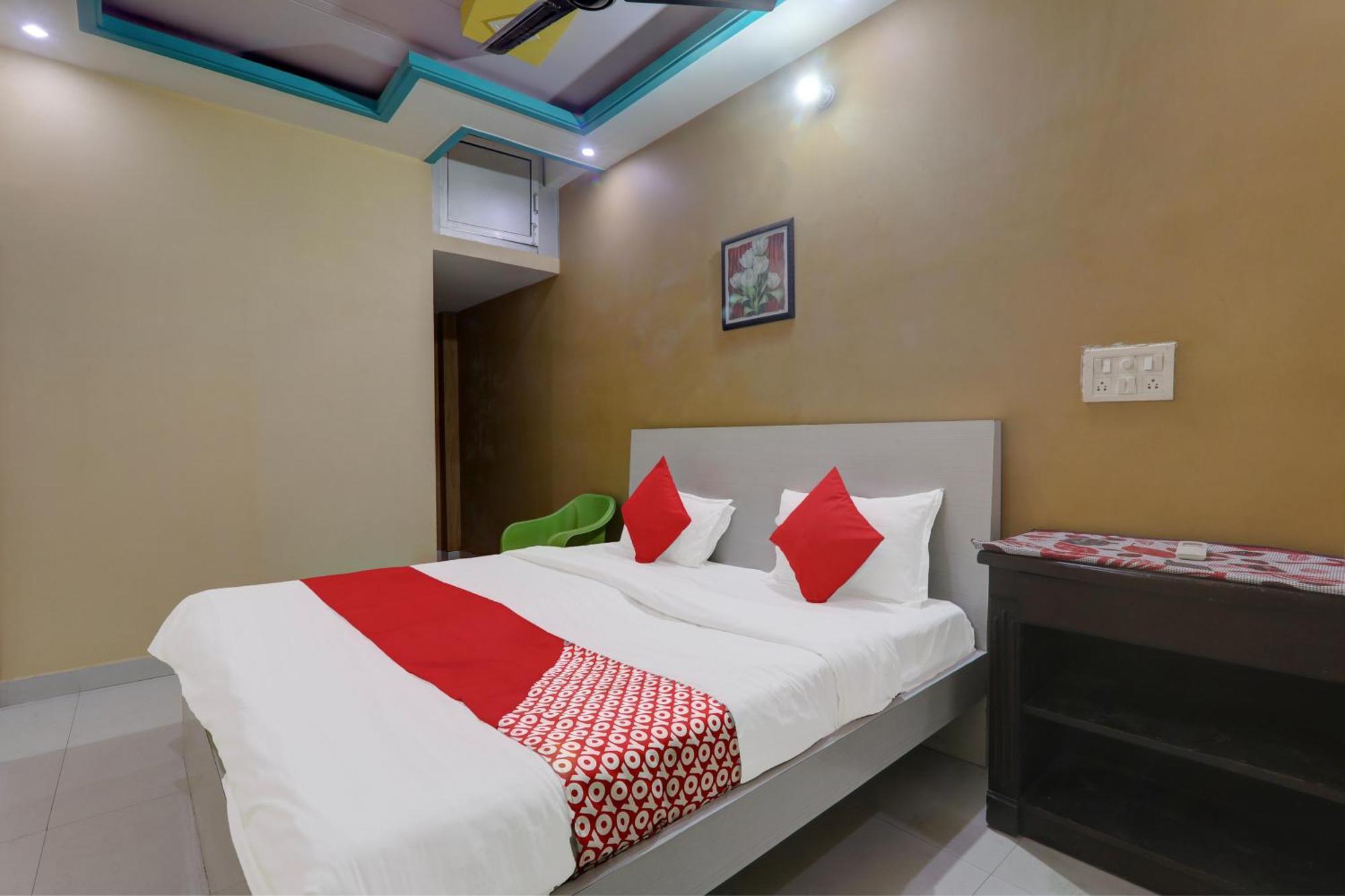 Hotel O Intercity Inn Λάκναου Εξωτερικό φωτογραφία