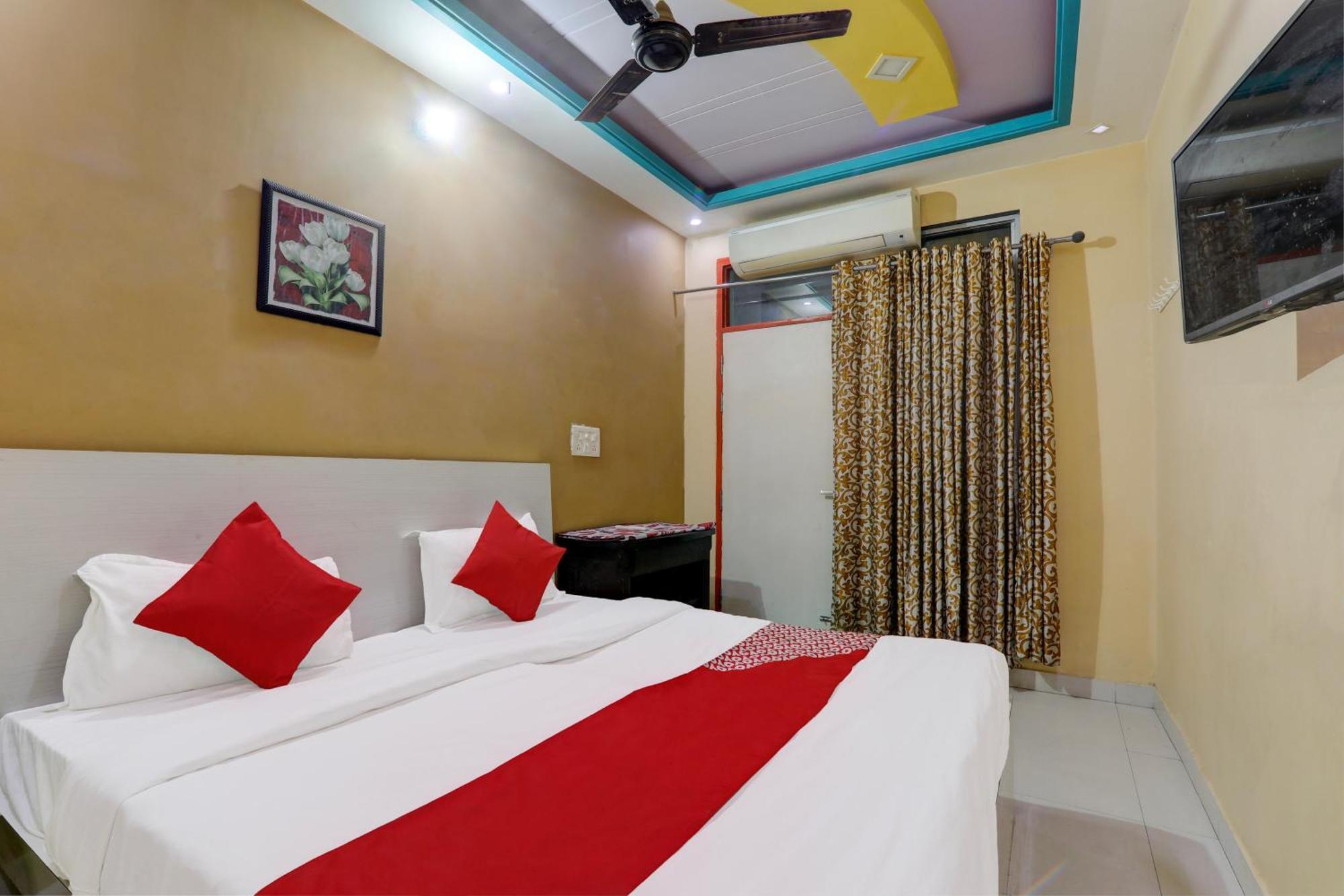 Hotel O Intercity Inn Λάκναου Εξωτερικό φωτογραφία