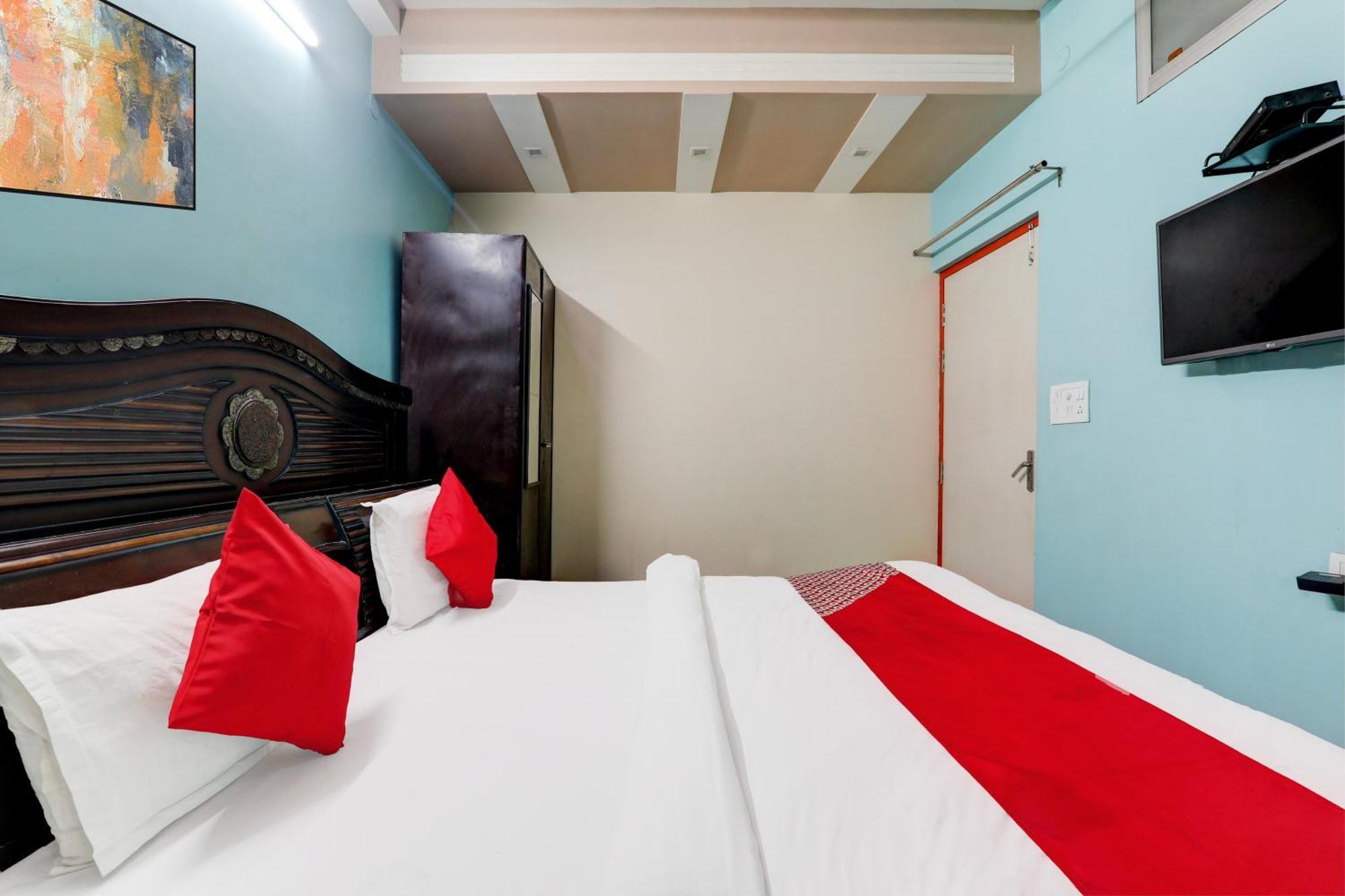 Hotel O Intercity Inn Λάκναου Εξωτερικό φωτογραφία